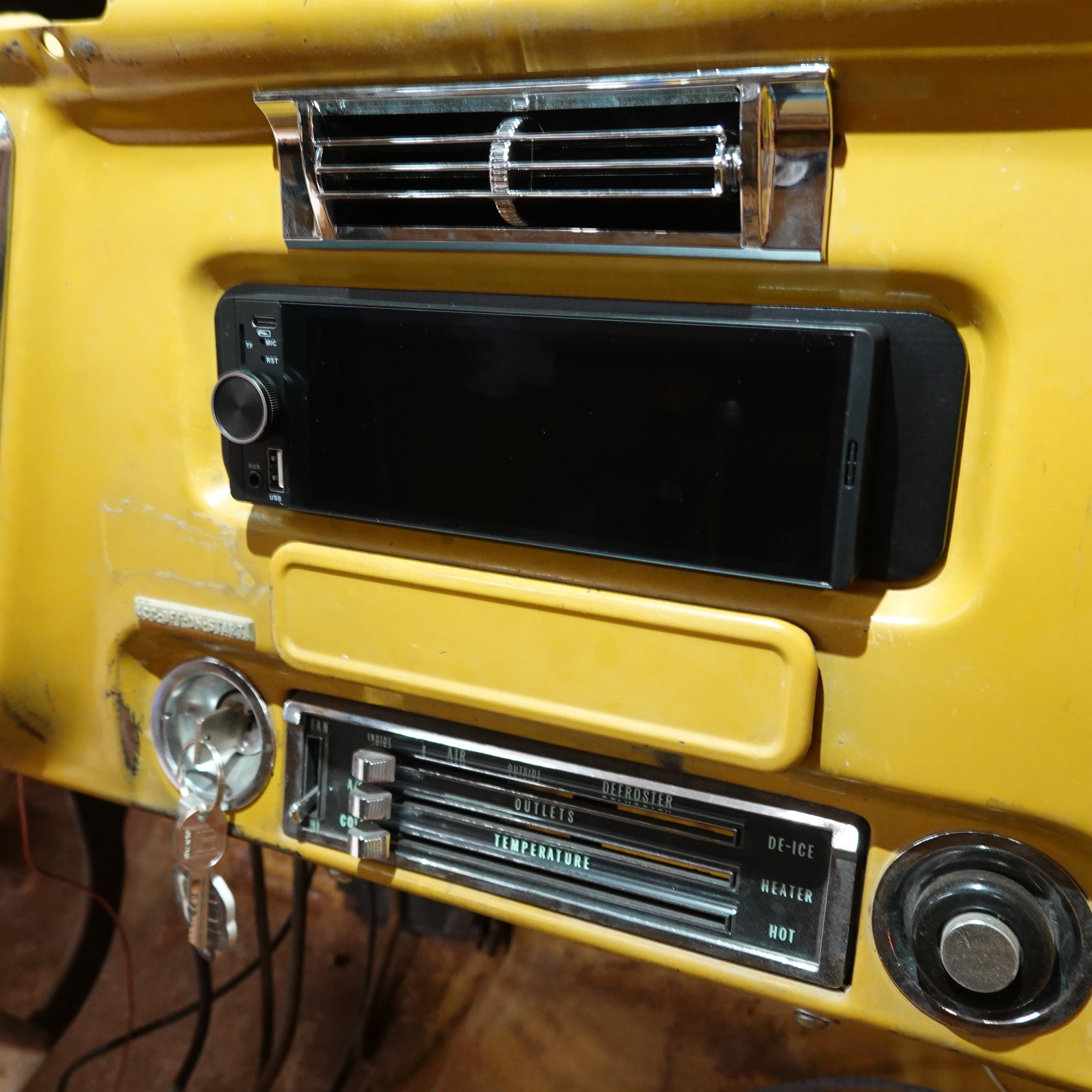 67-72 C10 Single Din Stereo Plate