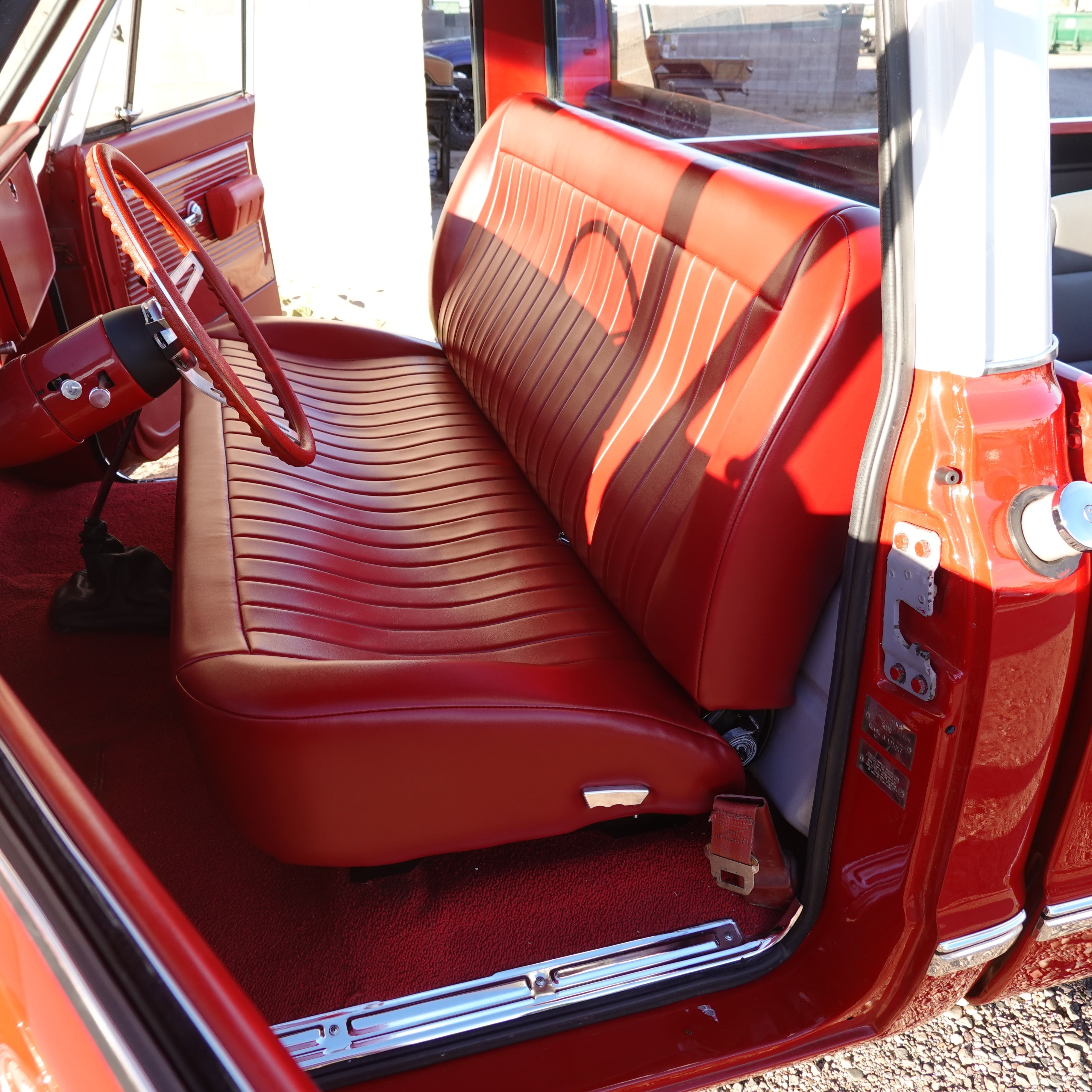 George's Classic Bench