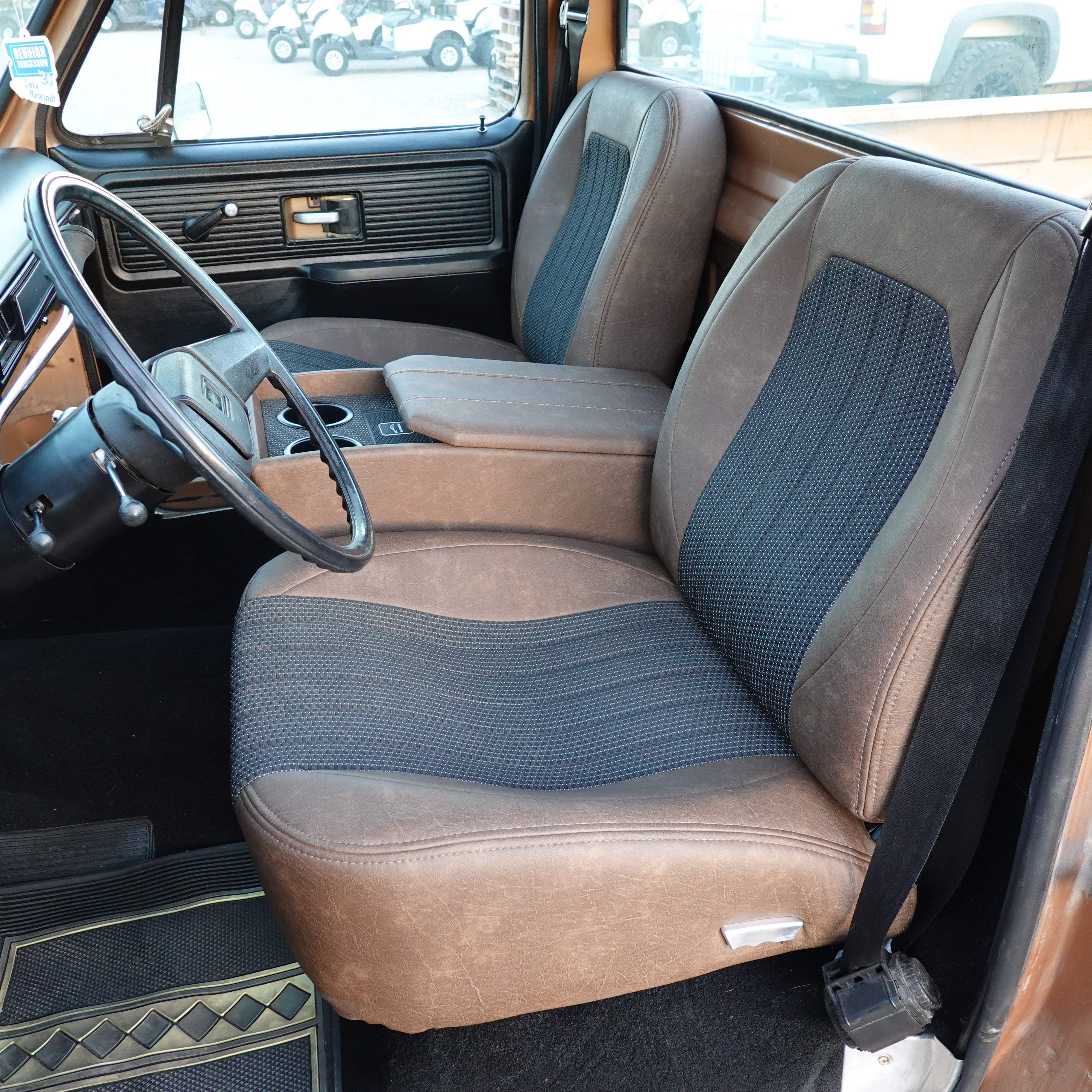 73-87 GM Truck Bucket Seat Package
