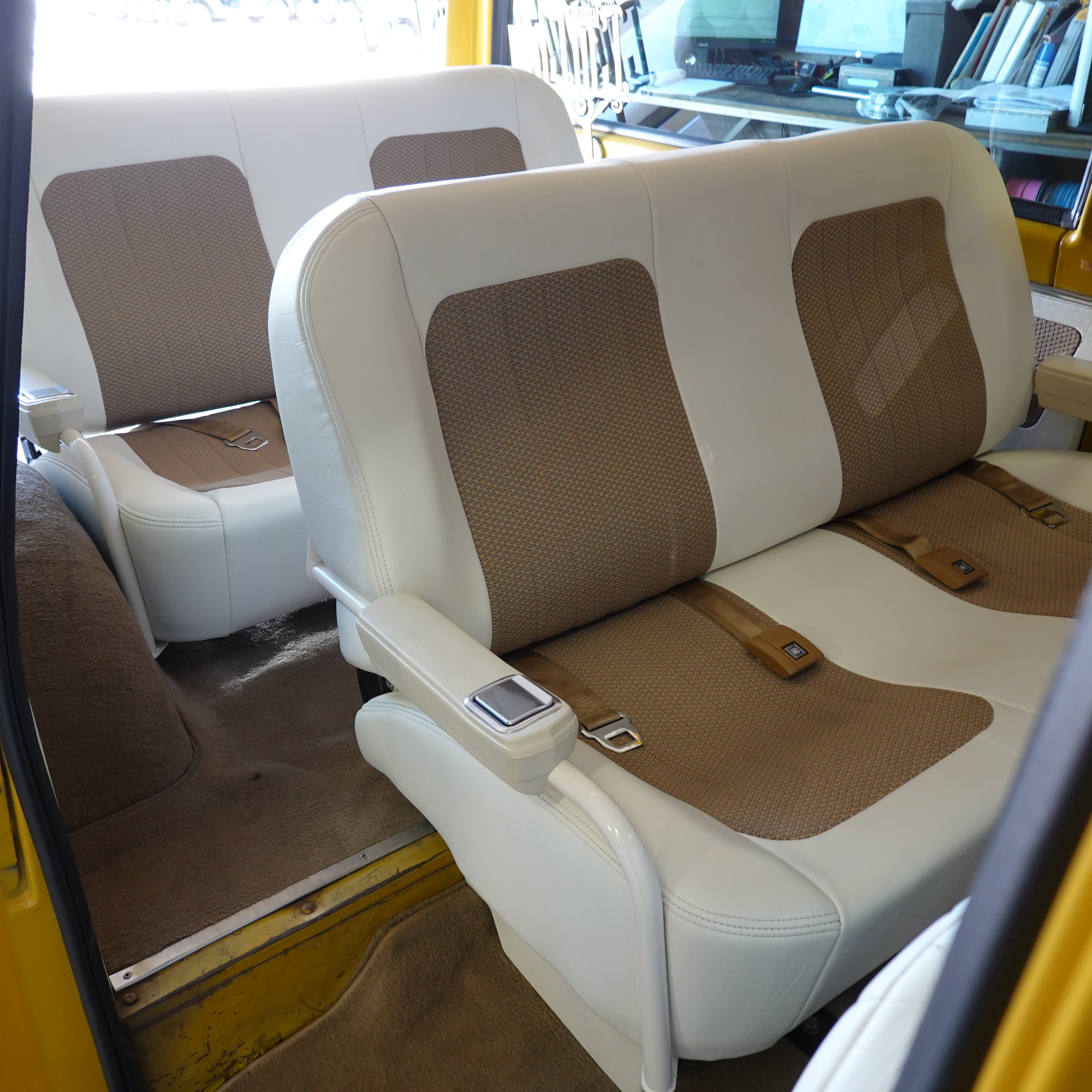 1967-1972 GM Suburban/Blazer Rear Bench Seat Package