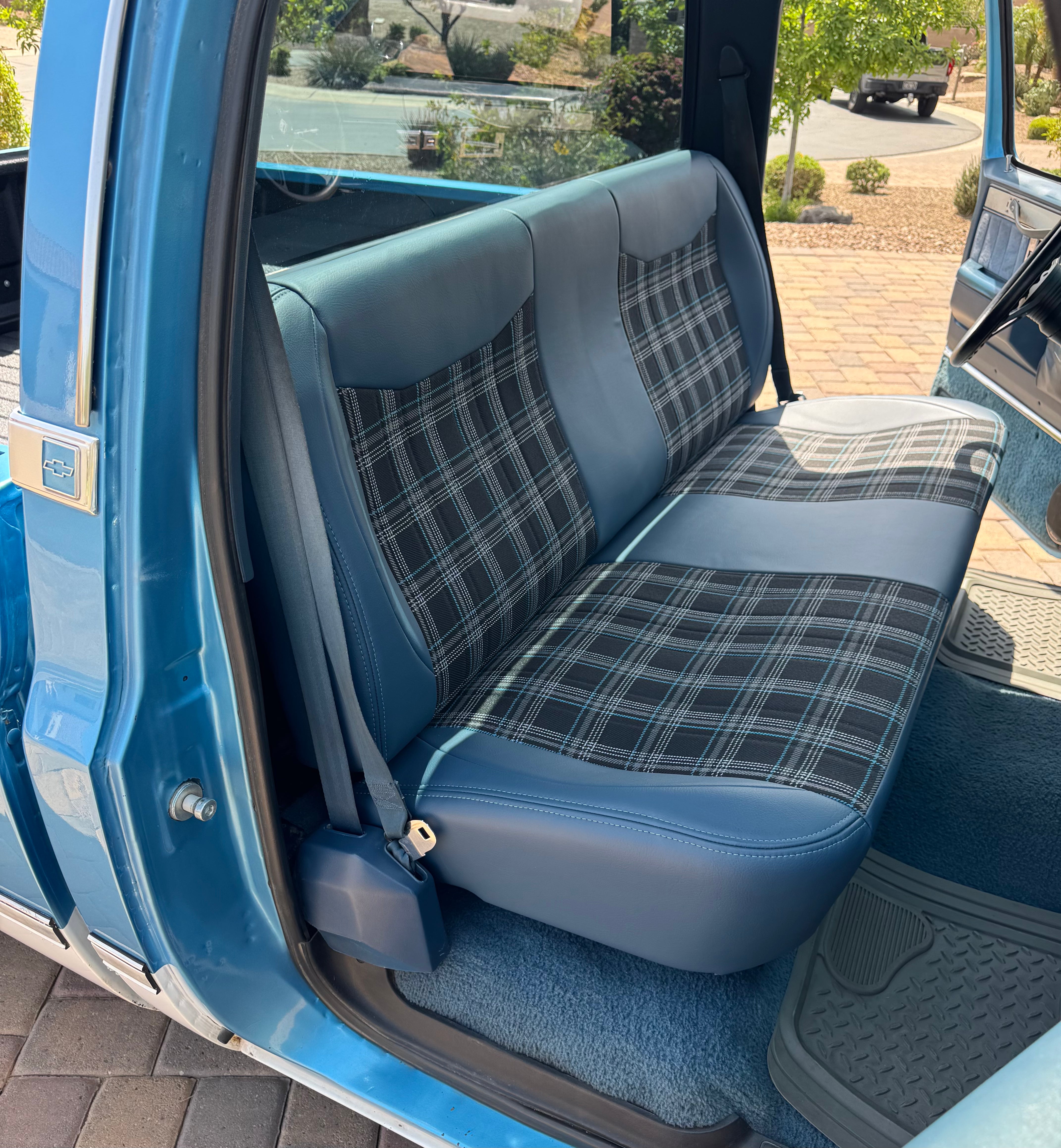 Universal Bench Seat