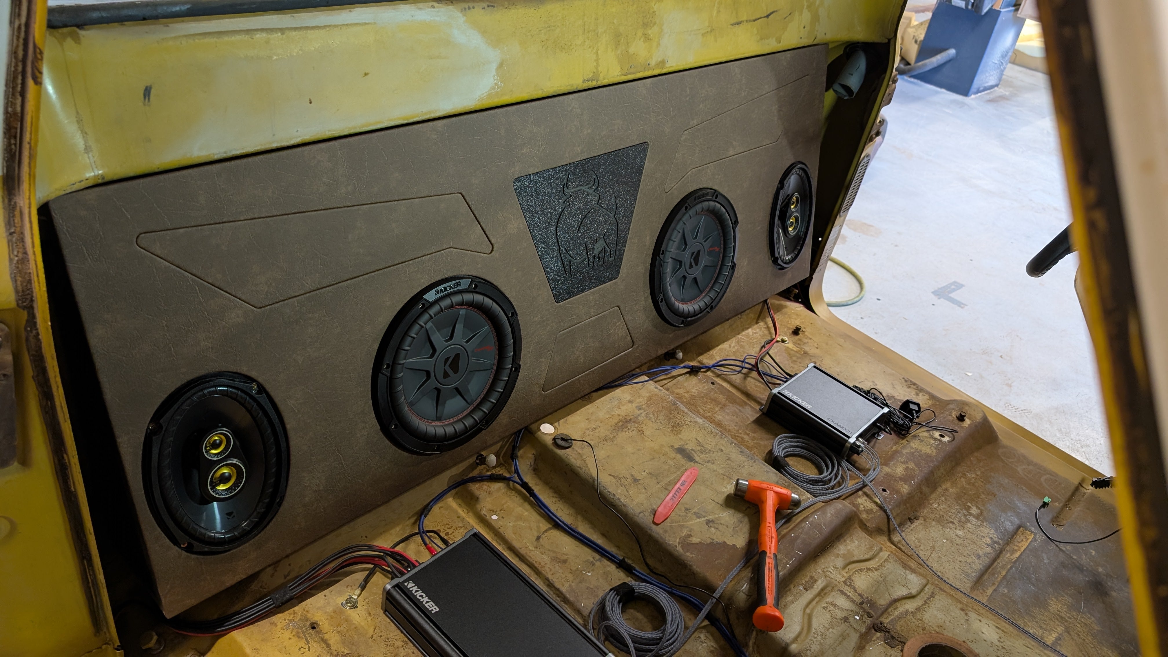 67-72 GM Truck Speaker Box
